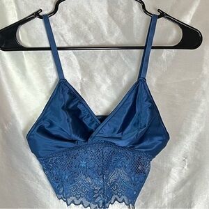 Bootay Bag Electric Blue Lace Bralette – XS NWT Flirty Minimalist Lingerie